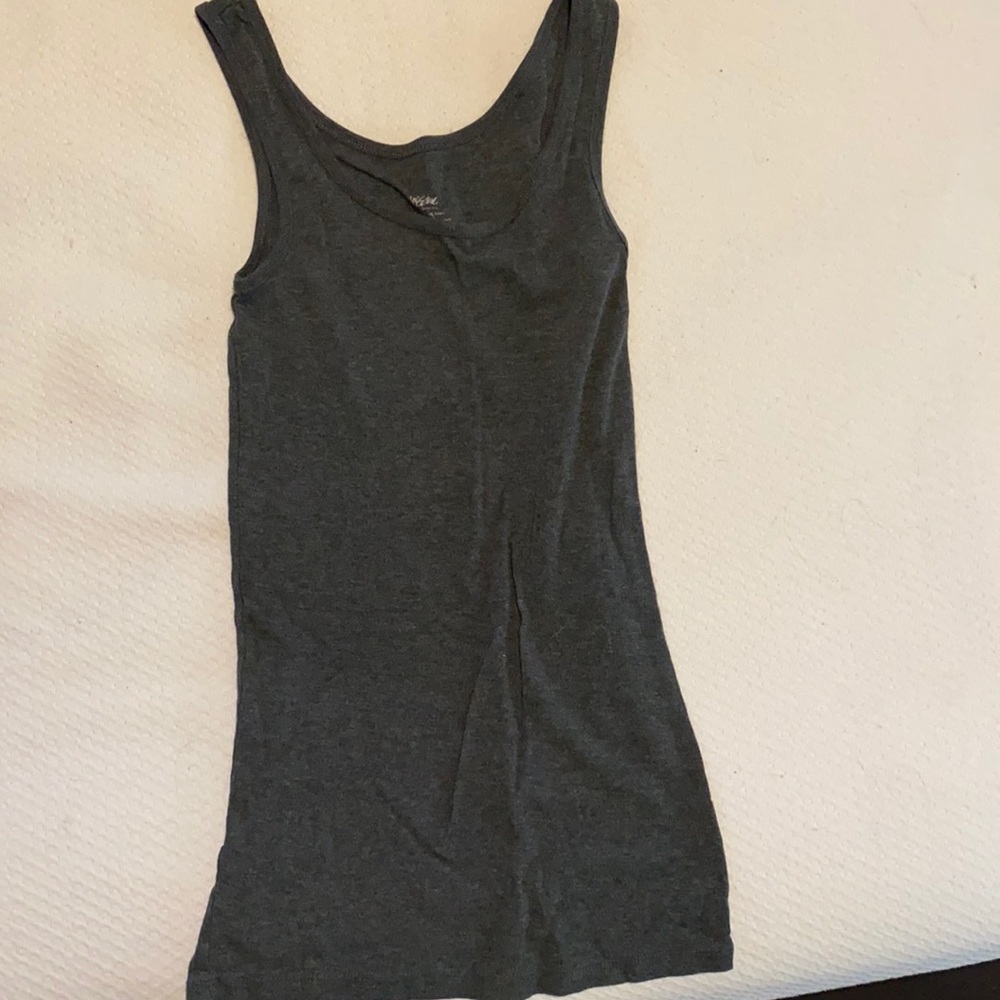 Grey tank